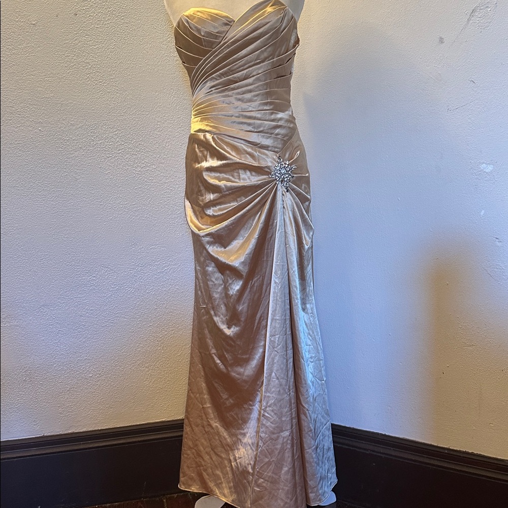 Cinderella Women's Gold Straples Elegant Dress Size S